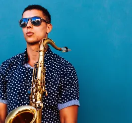 saxophone player with sunglasses