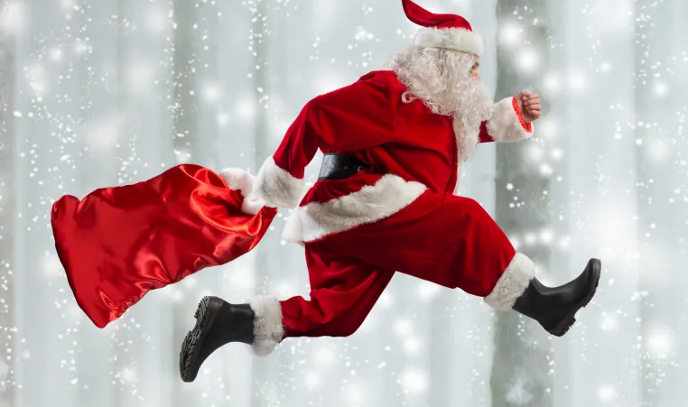 Santa jogging